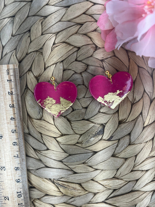 Fuchsia Hart Oorbellen met Bladgoud – Handgemaakt
